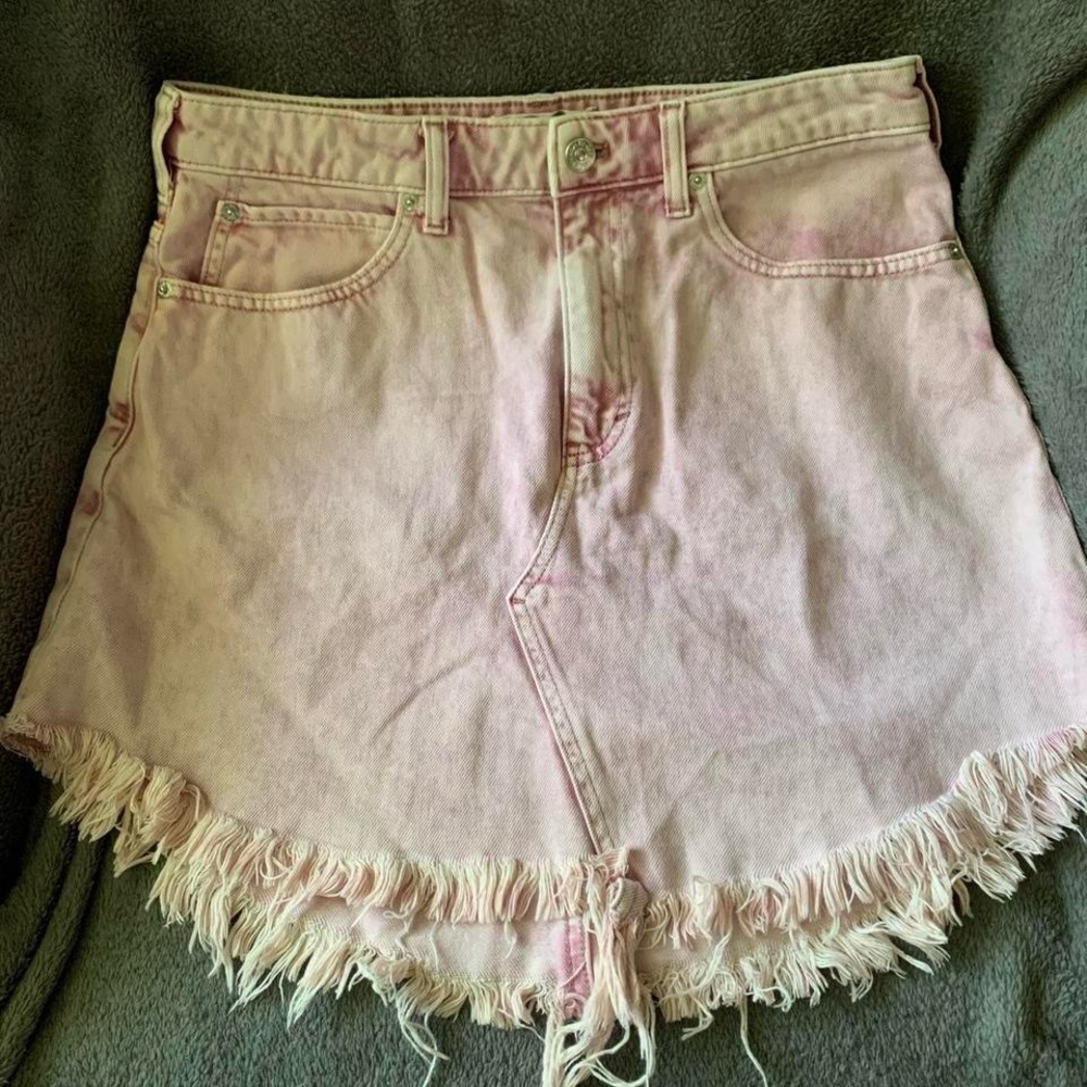 We The Free Light Pink Frayed Jean Shorts